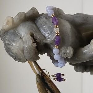 Lavender jade bracelet w/earrings